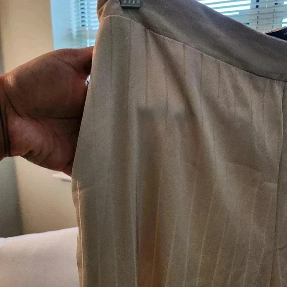 NWOT/Zara-Pinstripe satin trousers - Picture 8 of 8